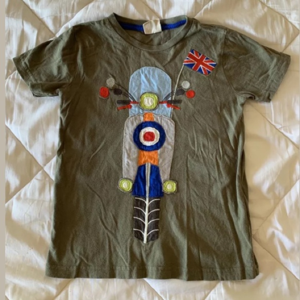 *SOLD*Mini Boden Motorcycle Applique Tee Sz 5/6